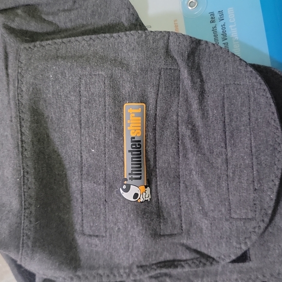 Thundershirt for dogs M solid gray - Picture 4 of 6